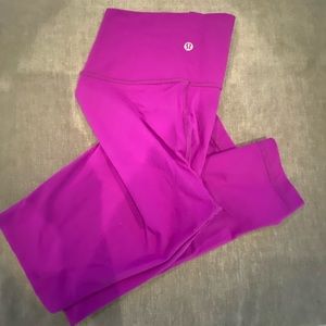 Lululemon wonder under high-rise magenta size 6